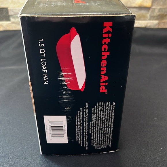 KitchenAid 1.5 Qt loaf pan NIB - Picture 3 of 5